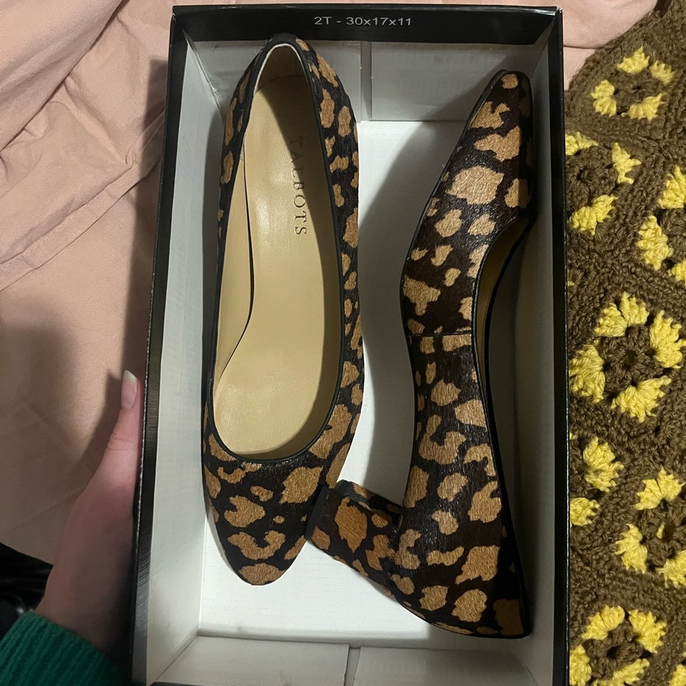 New Talbots Black and Brown Leopard Print Heels